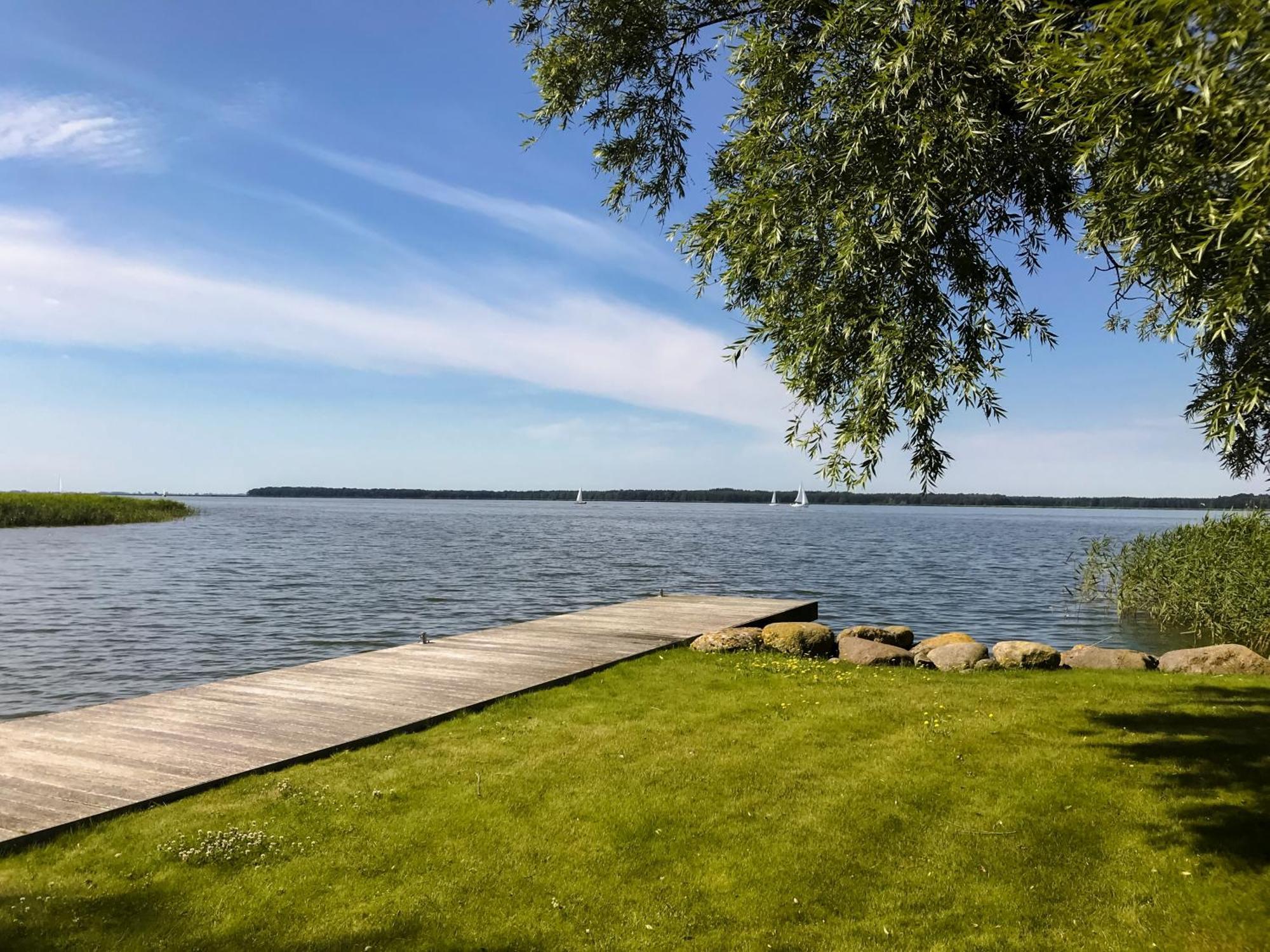 Peeneblick - Traumhaus In Exklusiver Direktlage Am Wasser Mit Eigenem Bootssteg Fuer 8 Personen Rankwitz Eksteriør bilde